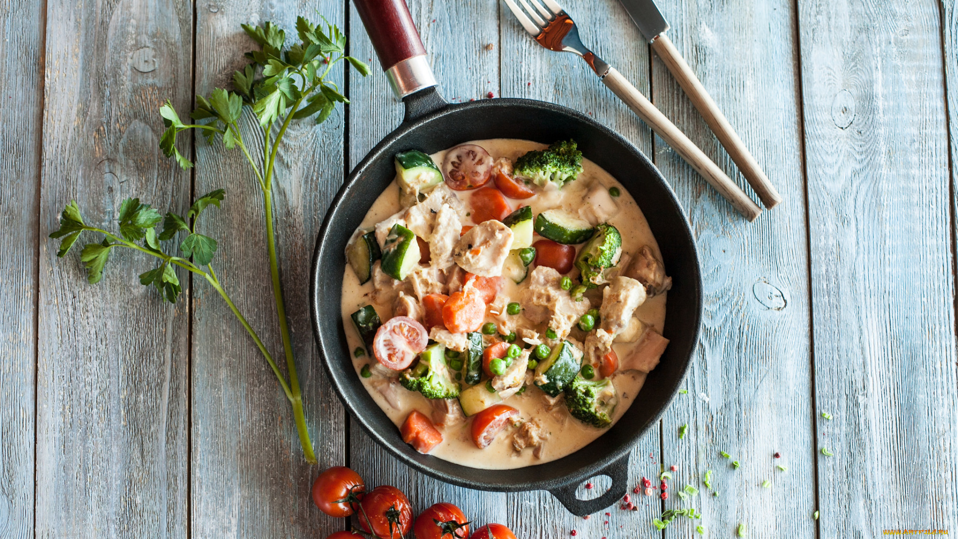 еда, вторые, блюда, мясо, цукини, соус