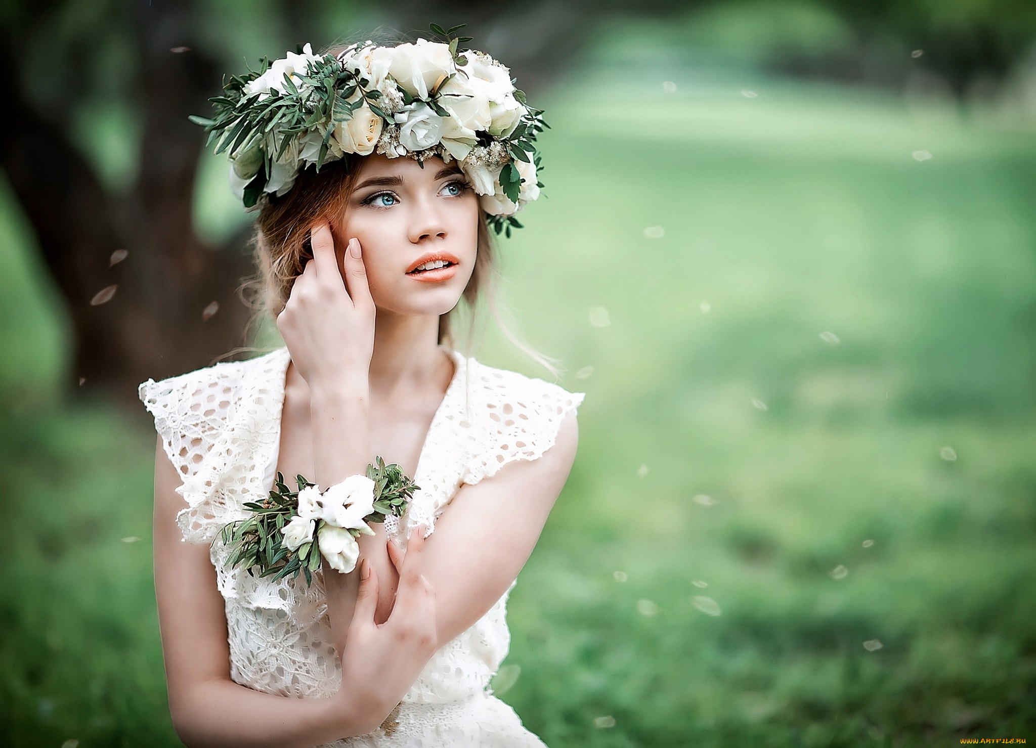 девушки, -unsort, , брюнетки, , шатенки, лепестки, девушка, лето, русая, венок, цветы, природа, розы