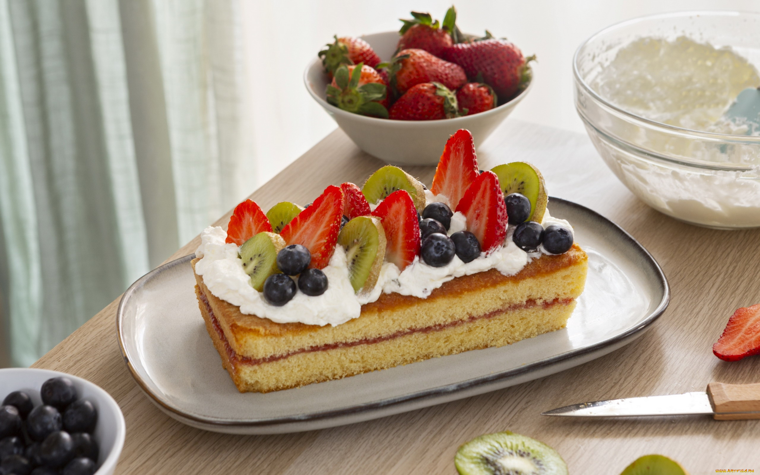 еда, торты, крем, торт, клубника, киви, черника