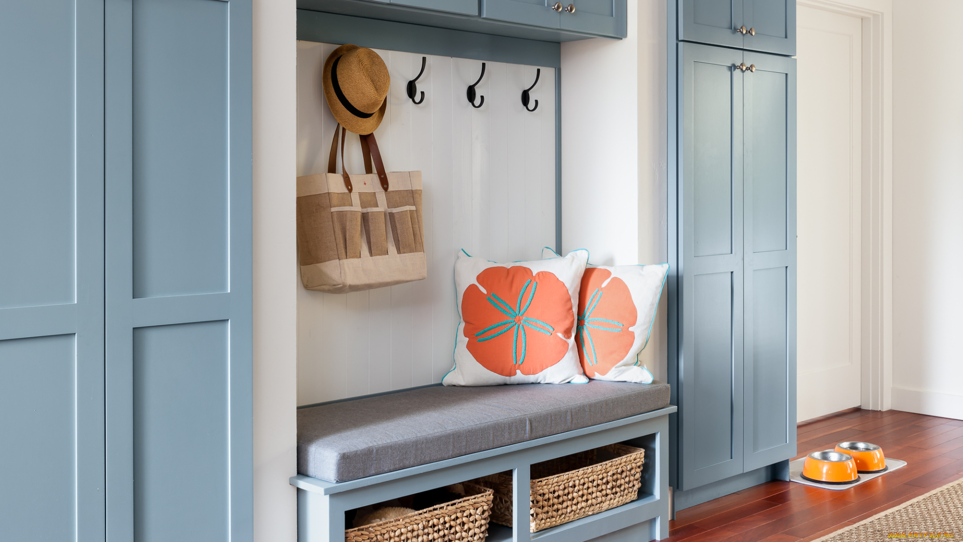 интерьер, холлы, , лестницы, , корридоры, столик, прихожая, стильно, люстра