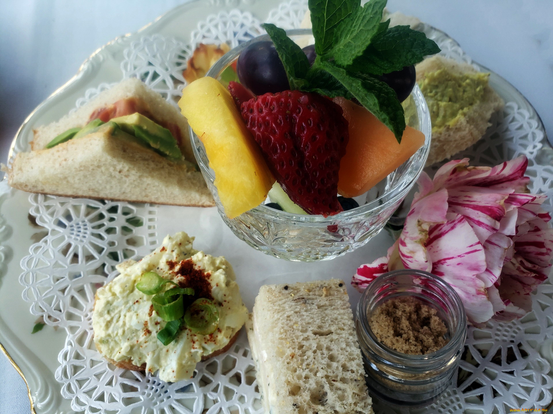 еда, разное, бутерброд, паштет, клубника