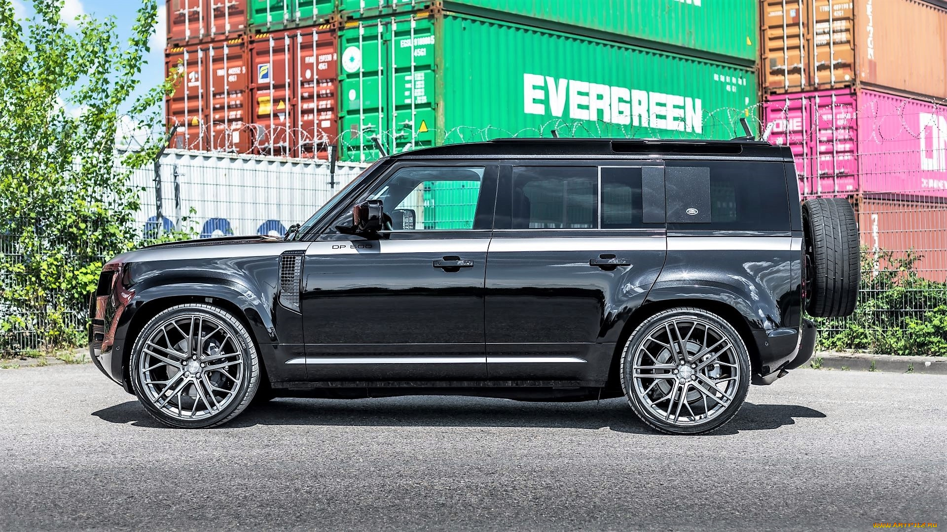 manhart, defender, dp500, автомобили, land-rover, черный, контейнеры