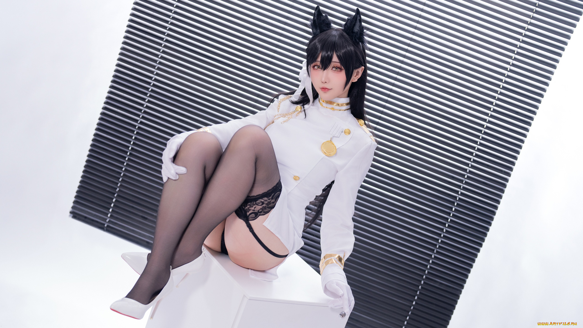 hoshilily, девушки, девушка, женщина, брюнетка, темноволосая, сексуальная, модель, звезда, позирует, разная, обувь, верхняя, стильная, одежда, нижнее, эротическое, бельё, трусы, лифчик, колготки, чулки, аксессуары, макияж, и, множество, элементов, на, фотографии