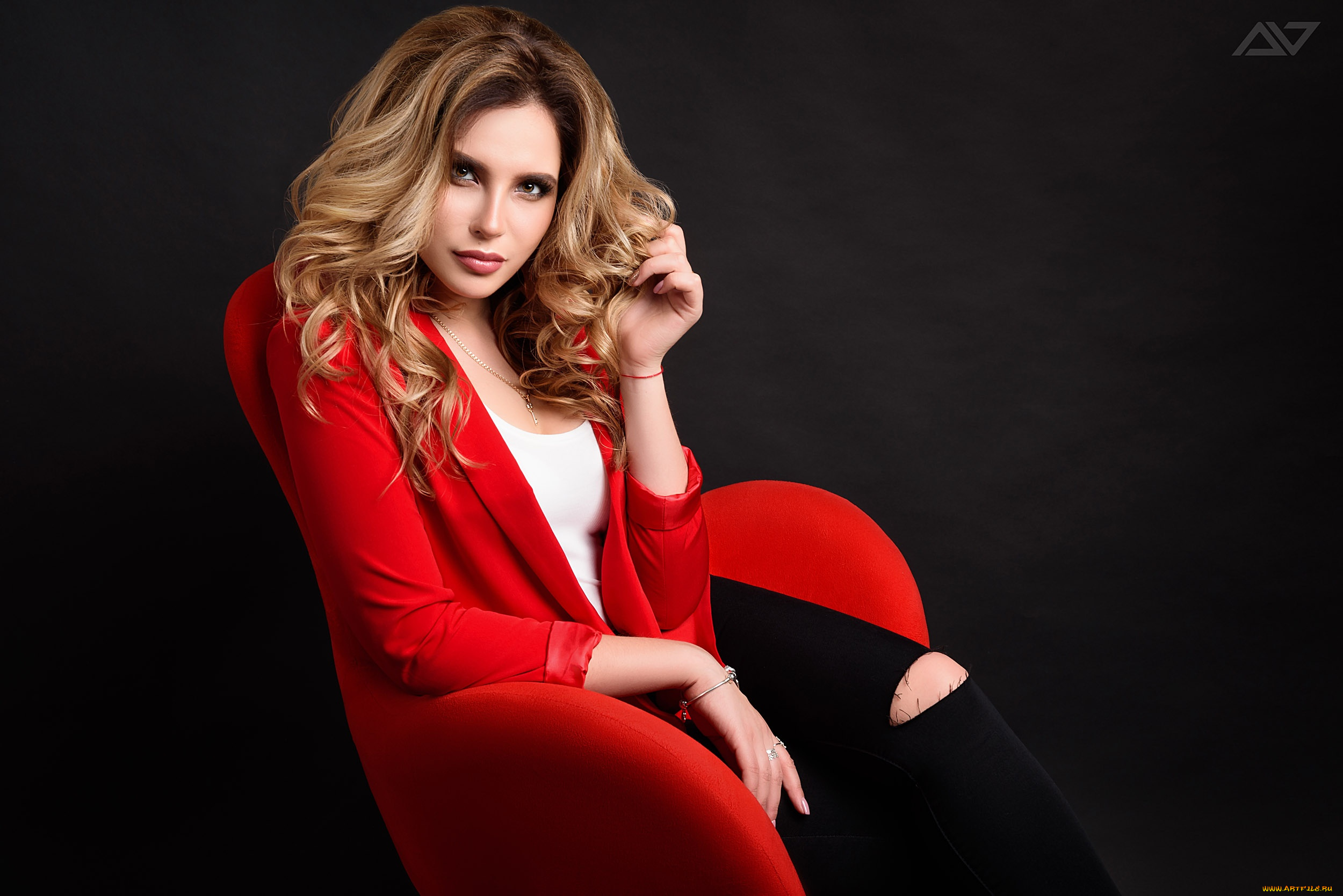 сексуальная, девушка, девушки, -, брюнетки, , шатенки, девушка, женщина, шатенка, темноволосая, сексуальная, модель, звезда, позирует, разная, обувь, верхняя, стильная, одежда, нижнее, эротическое, бельё, трусы, лифчик, колготки, чулки, аксессуары, макияж, и, множество, элементов, на, фотографии