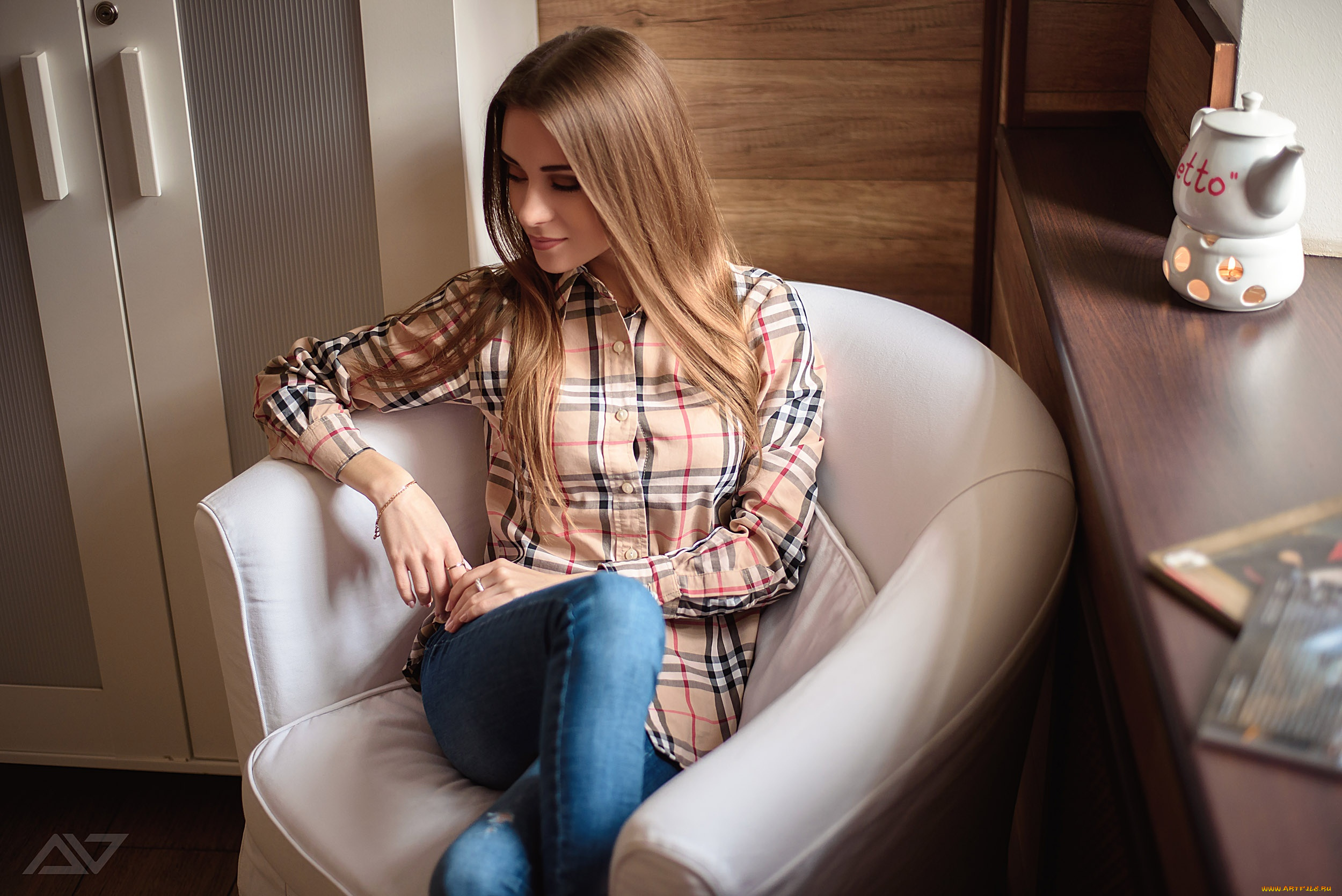 сексуальная, девушка, девушки, -, брюнетки, , шатенки, девушка, женщина, шатенка, темноволосая, сексуальная, модель, звезда, позирует, разная, обувь, верхняя, стильная, одежда, нижнее, эротическое, бельё, трусы, лифчик, колготки, чулки, аксессуары, макияж, и, множество, элементов, на, фотографии