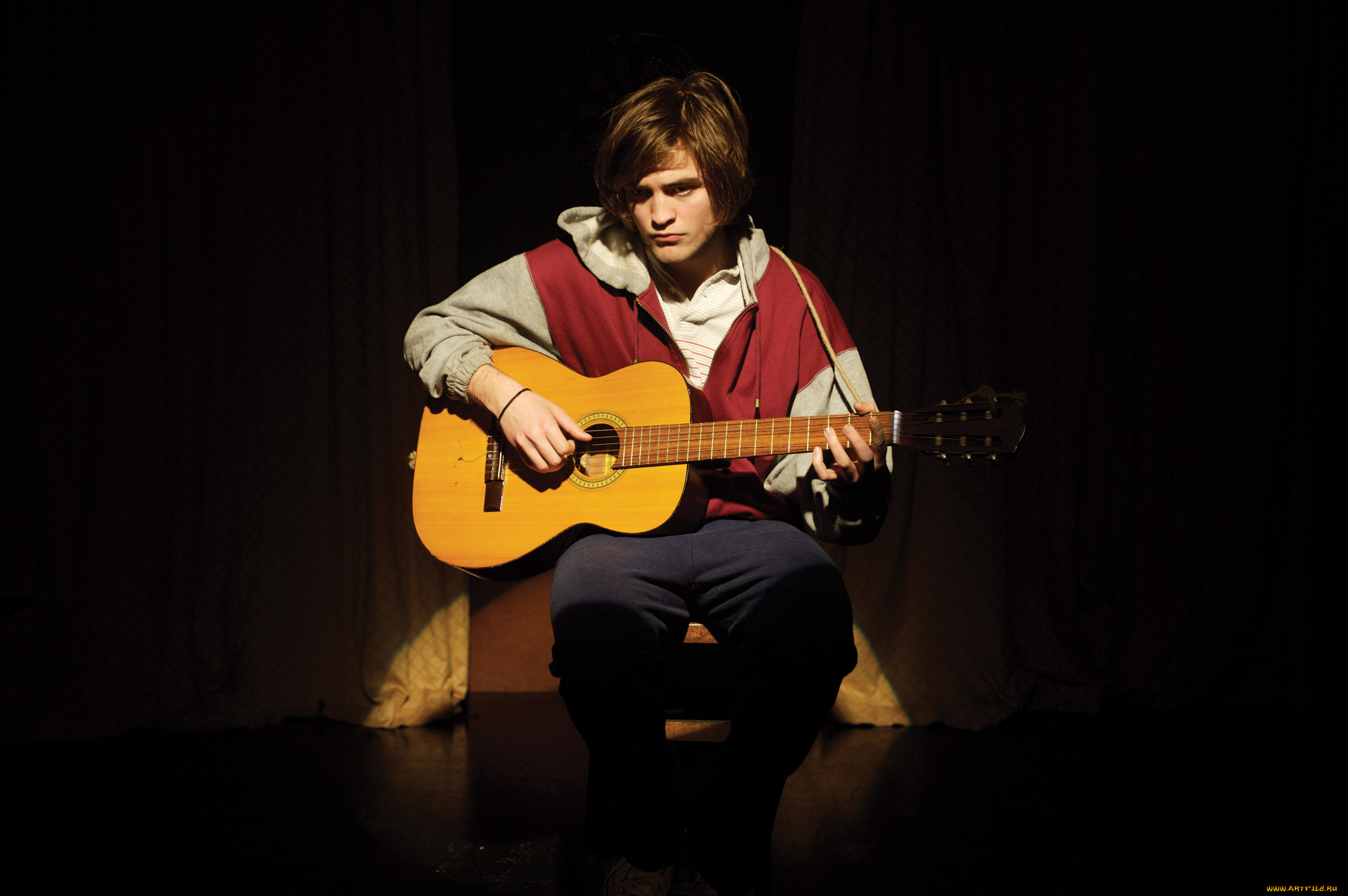 мужчины, robert, pattinson, актер, гитара