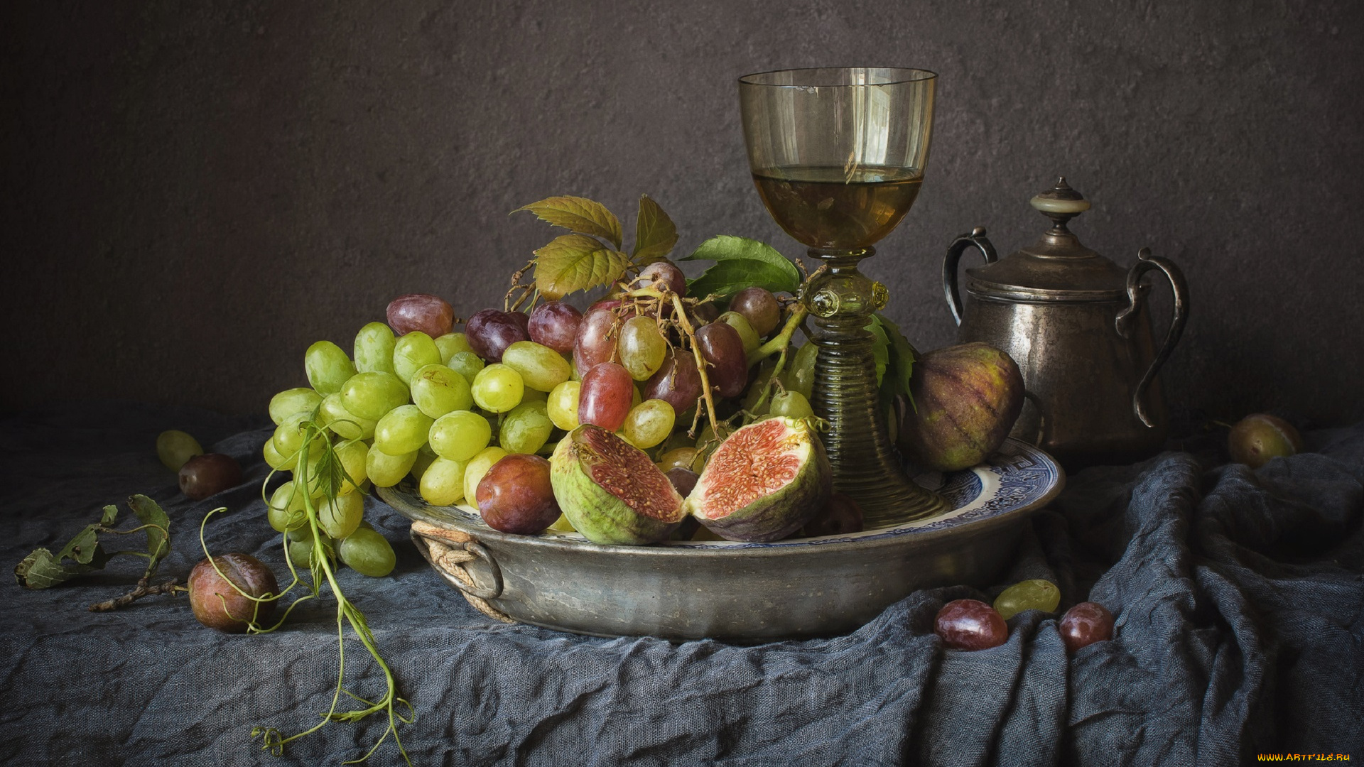еда, натюрморт, фрукты, виноград, бокал, стекло