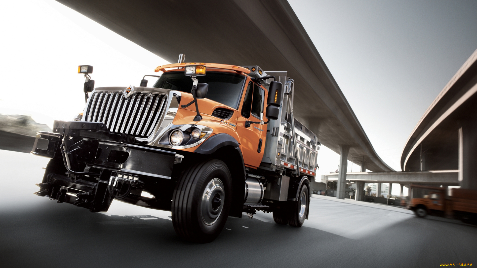 автомобили, international