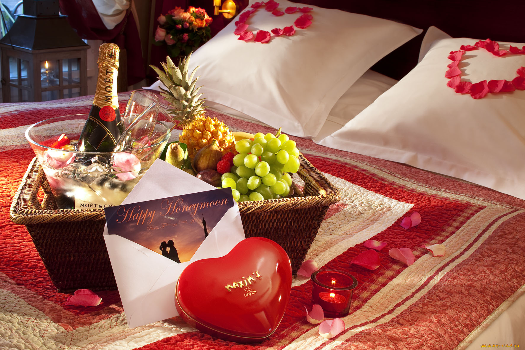 еда, фрукты, ягоды, шампанское, виноград, ананас