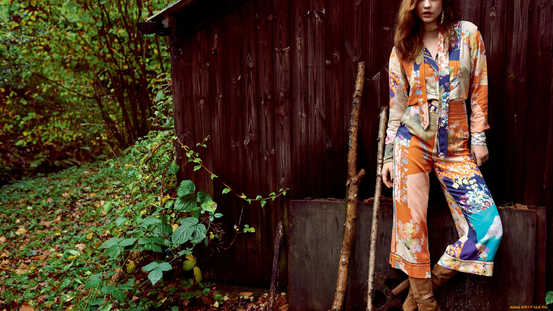 девушки, barbara, palvin, модель, брюки, сапоги, костюм, сарай, лес