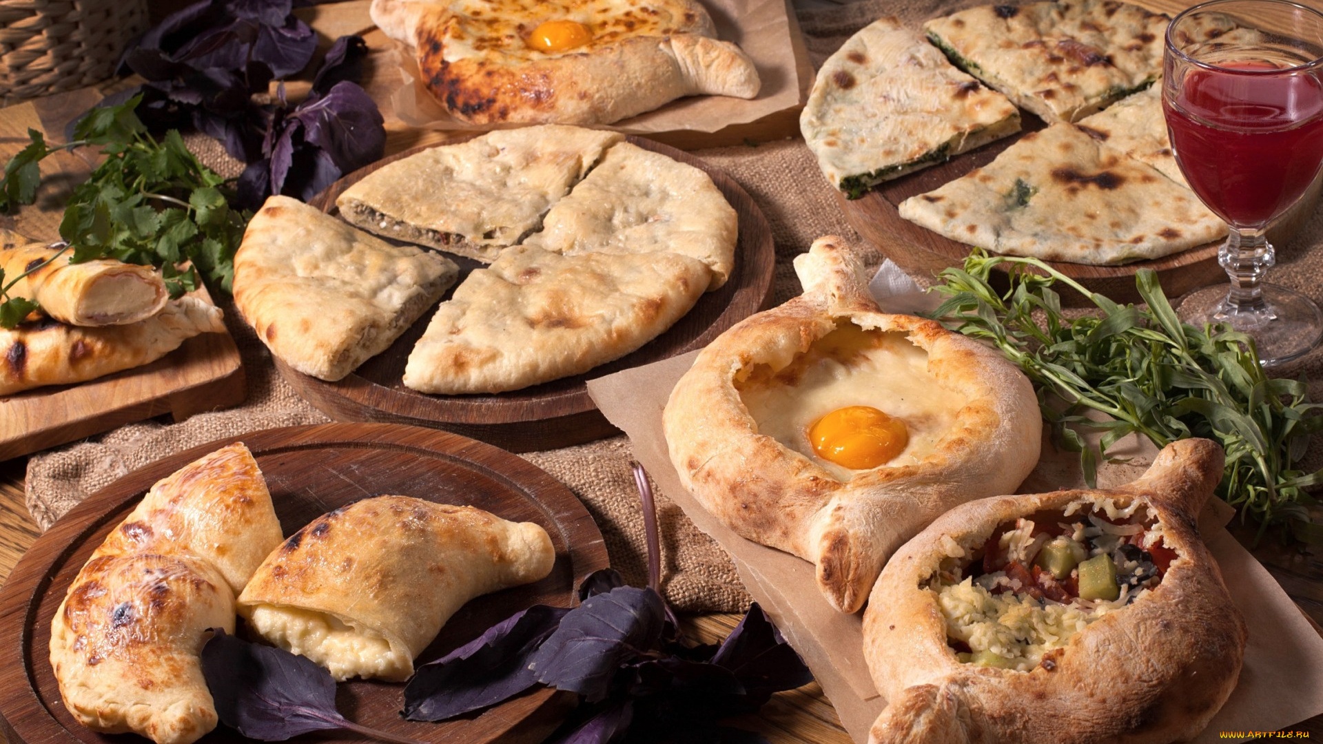 еда, хлеб, , выпечка, грузинская, кухня, ассорти, базилик, овощи, вино, лаваш, яйцо, начинка, хачапури