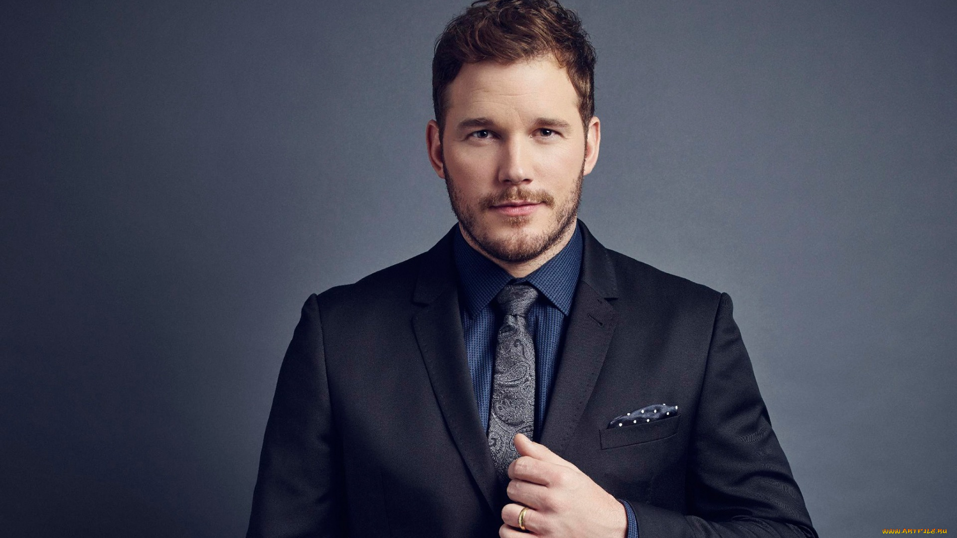 chris, pratt, мужчины, фотосессия, улыбка, американский, актер, голливуд, кристофер, майкл, пратт, крис, мужчина, серый, костюм