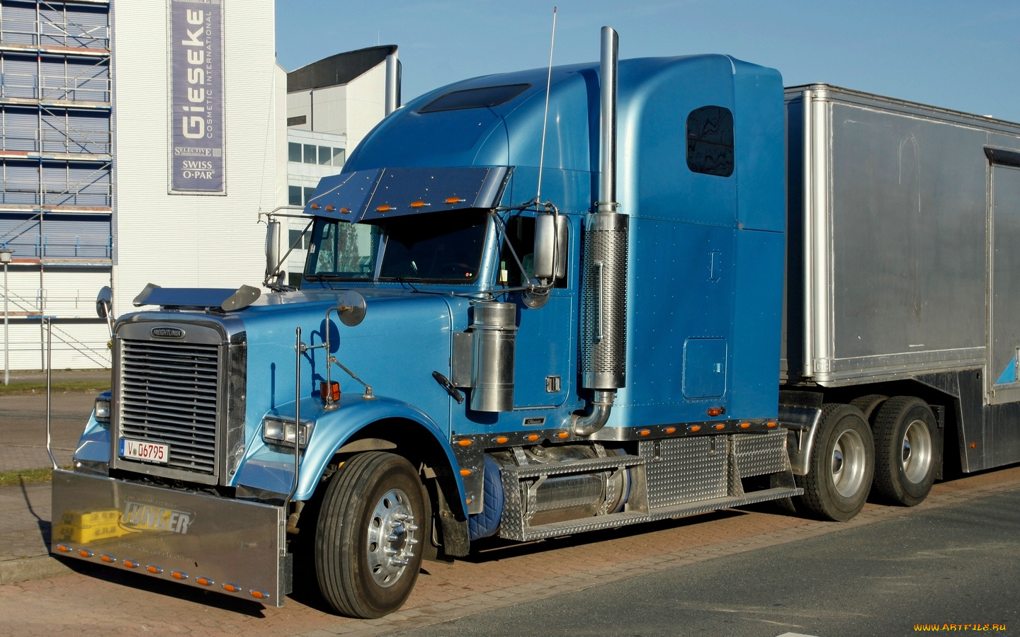 автомобили, freightliner