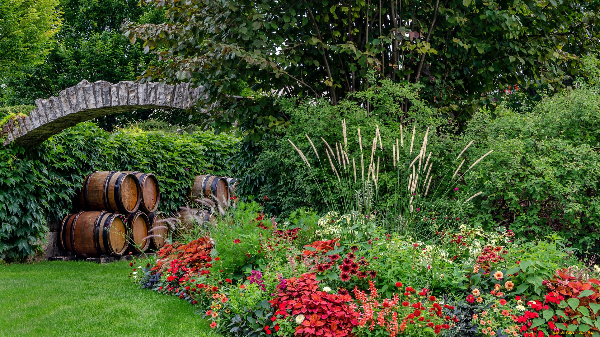 природа, парк, мост, бочки, цветы, газон