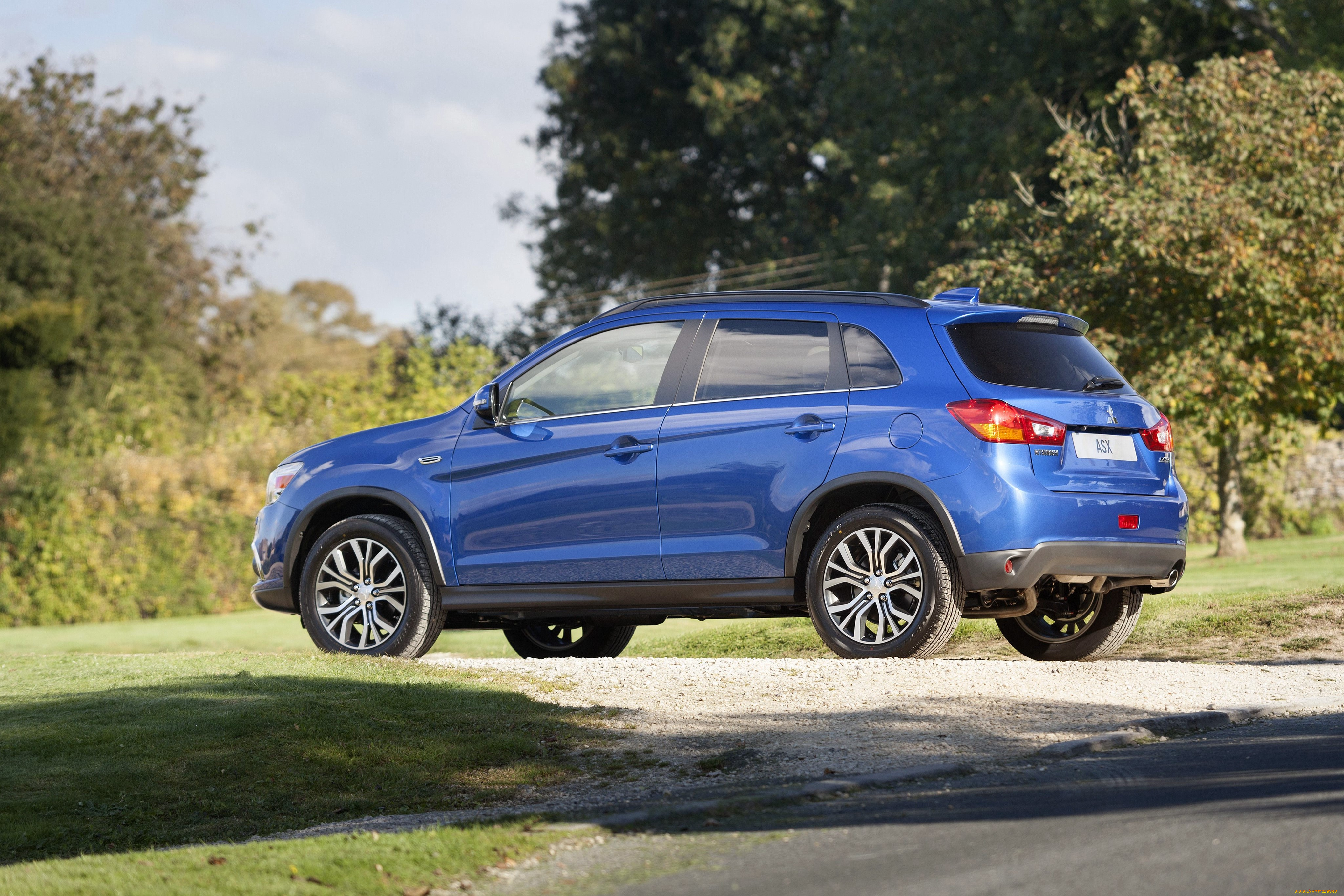 автомобили, mitsubishi