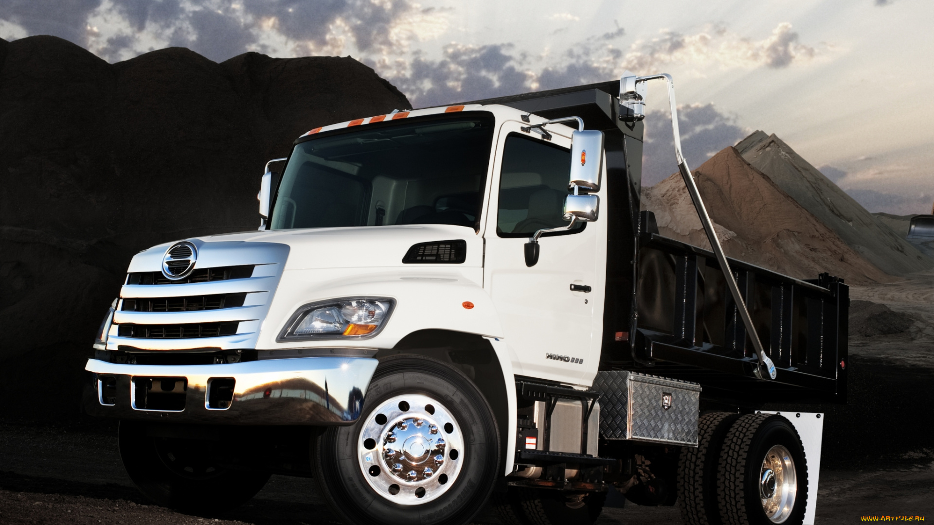 автомобили, hino