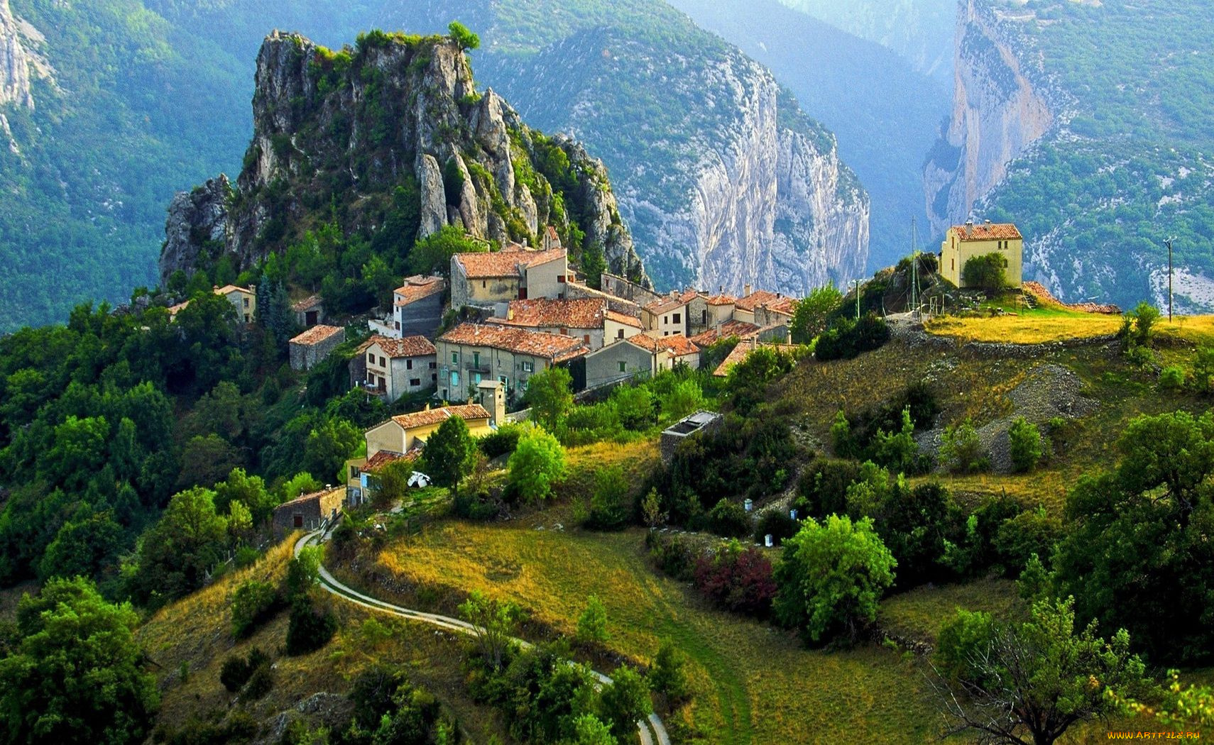 города, пейзажи, дорога, дома, горы, городок