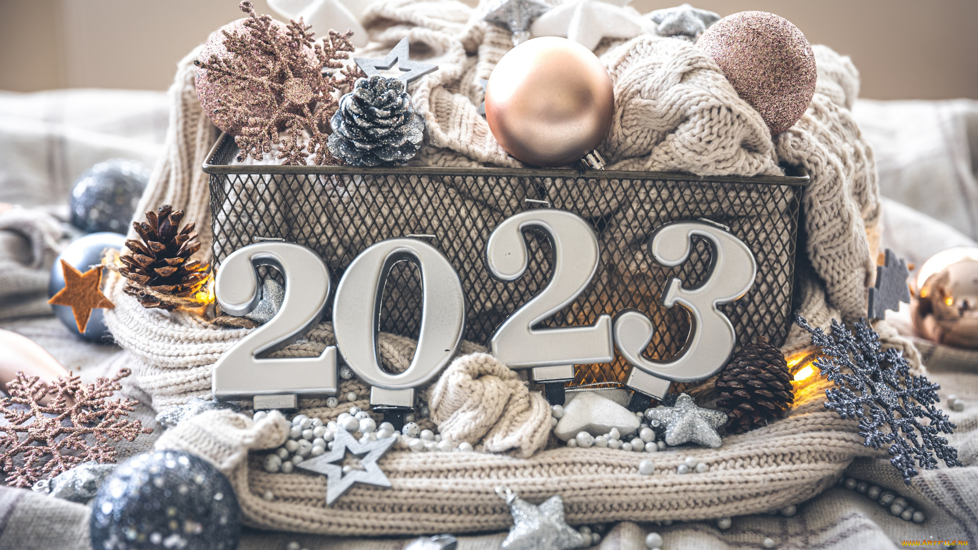 праздничные, шары, свитер, новый, год, рождество, елочные, 2023, атмосфера, праздника