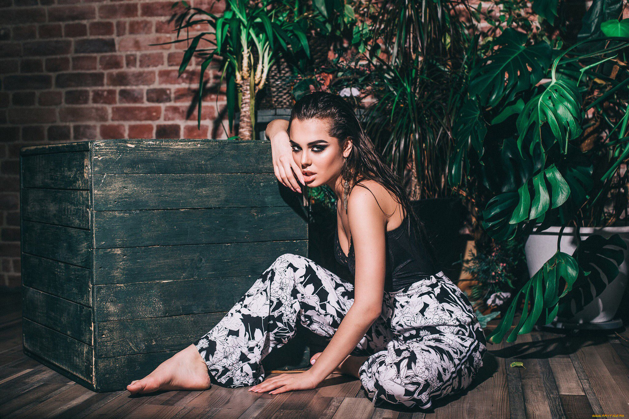 anastasiya, leonova, девушки, анастасия, леонова, anastasiya, leonova, анастасия, леонова, девушка, модель, брюнетка, красотка, поза, флирт, стройная, сексуальная, фигура