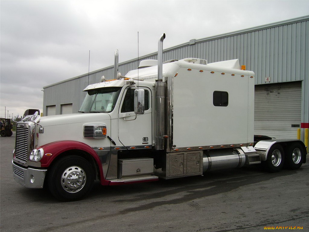 автомобили, freightliner
