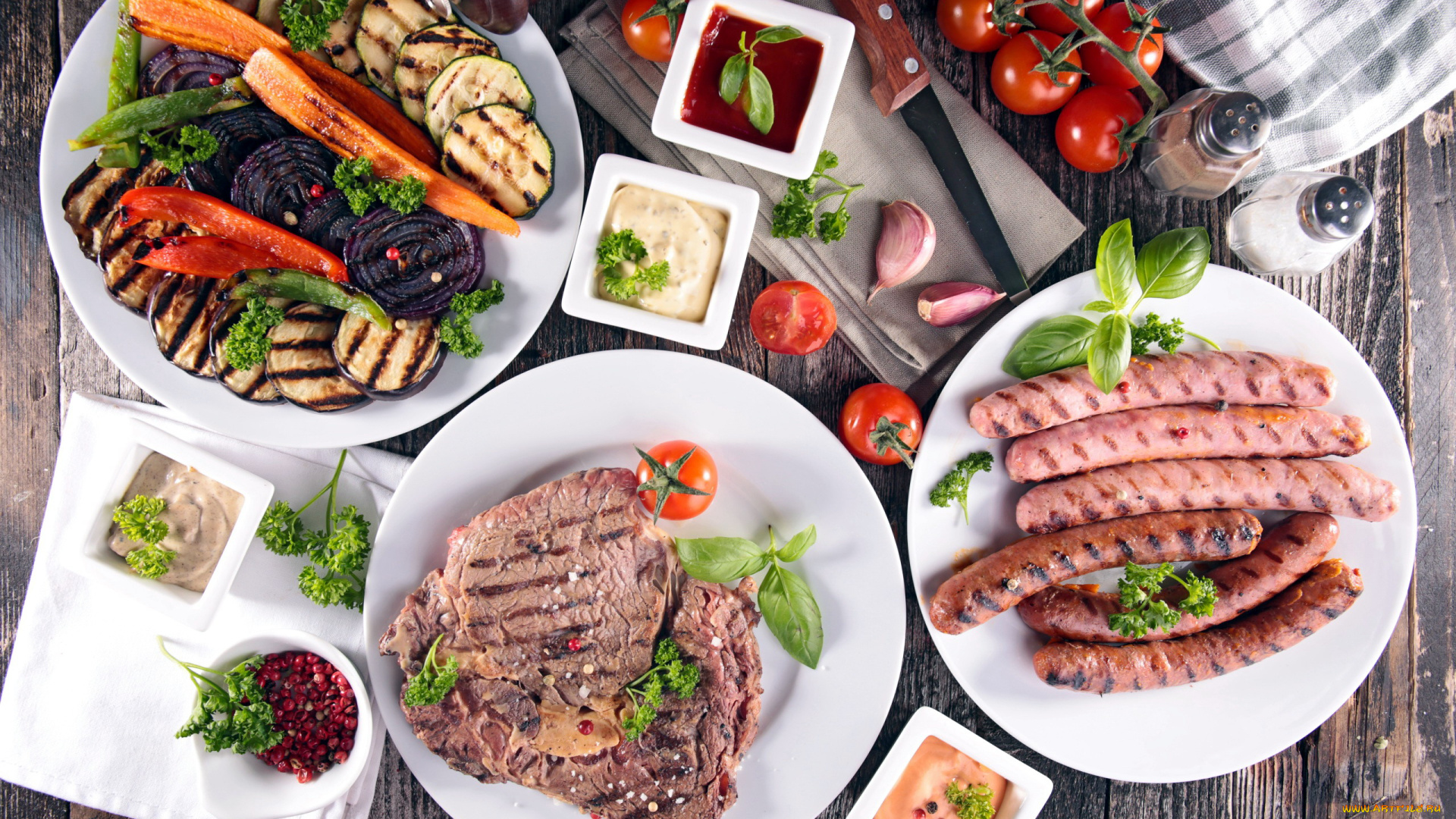 еда, разное, баклажаны, колбаски, чеснок, мясо, соус, помидоры, томаты