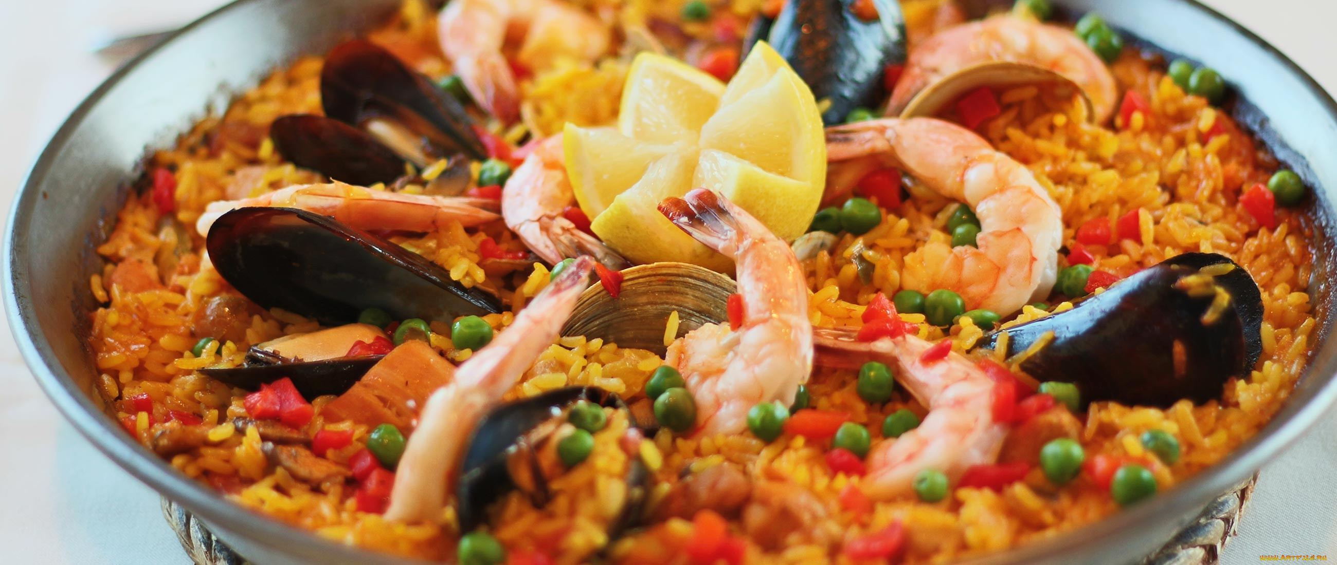еда, рыбные, блюда, , с, морепродуктами, рис, мидии, креветки, лимон