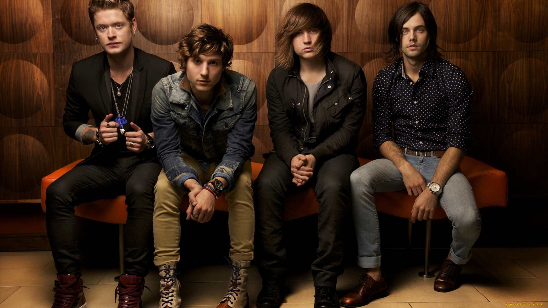 hagwell-brown-wall, музыка, hot, chelle, rae, группа