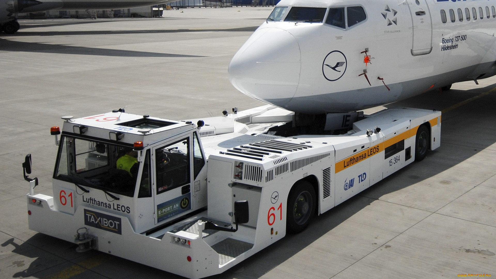 техника, другое, taxibot