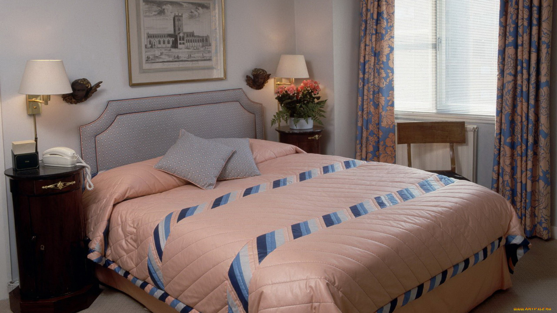 интерьер, спальня, кровать, картина, телефон