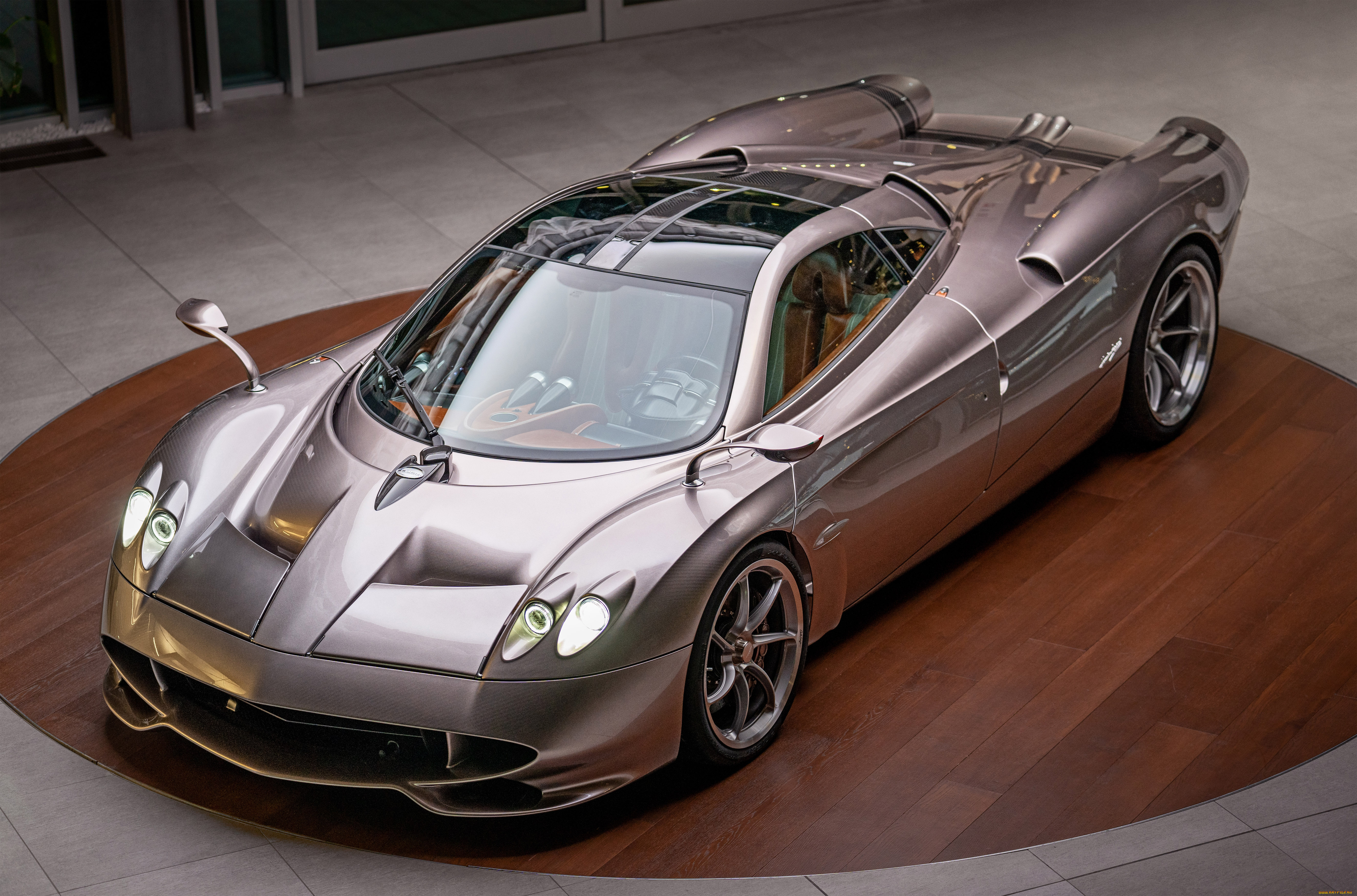 автомобили, pagani