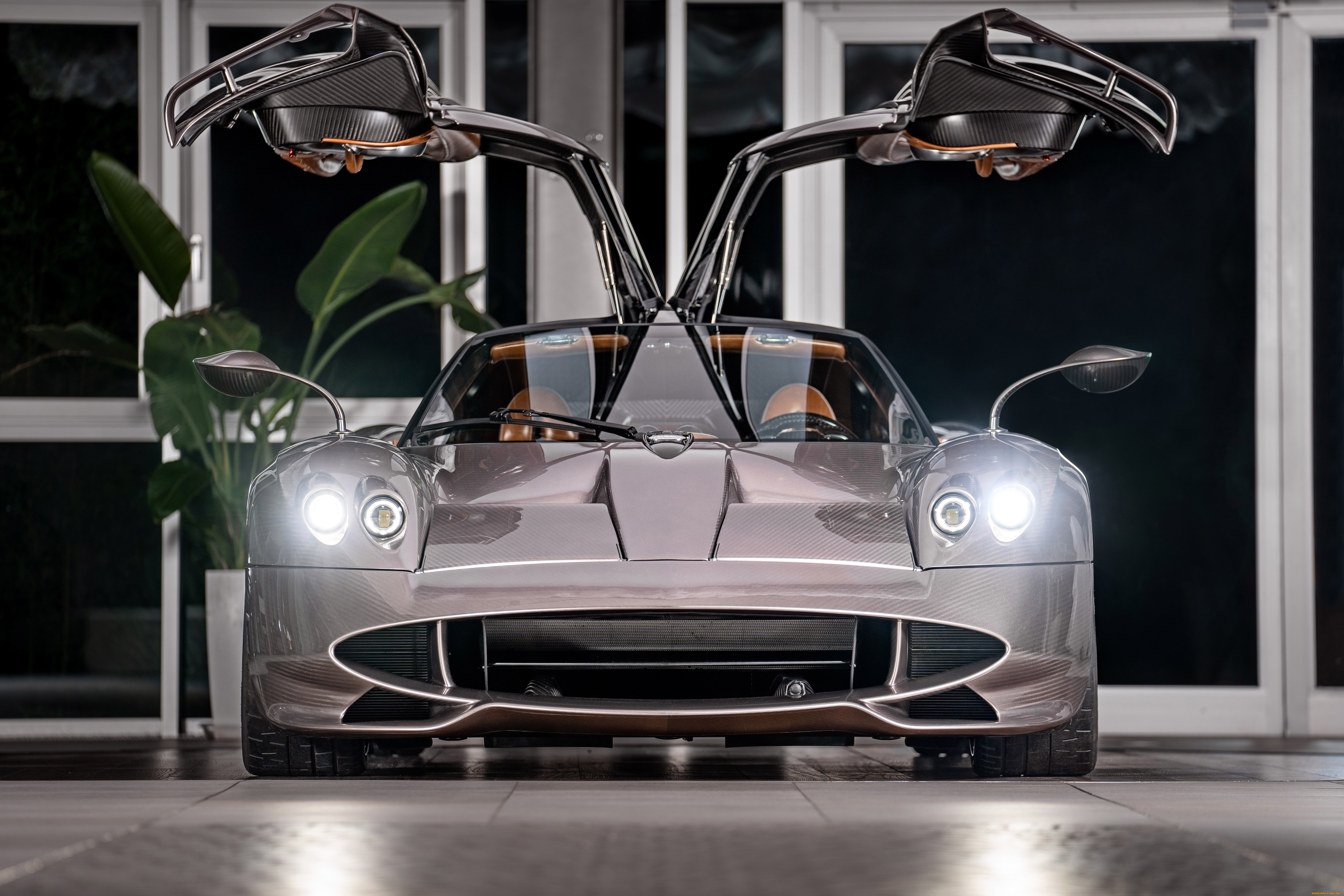 автомобили, pagani