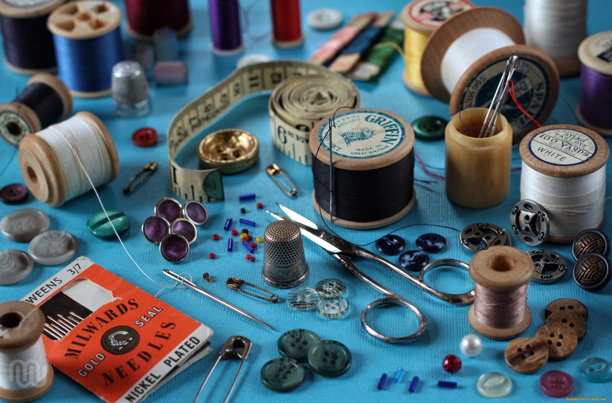 разное, ремесла, поделки, рукоделие, наперсток, нитки, пуговицы, ножницы