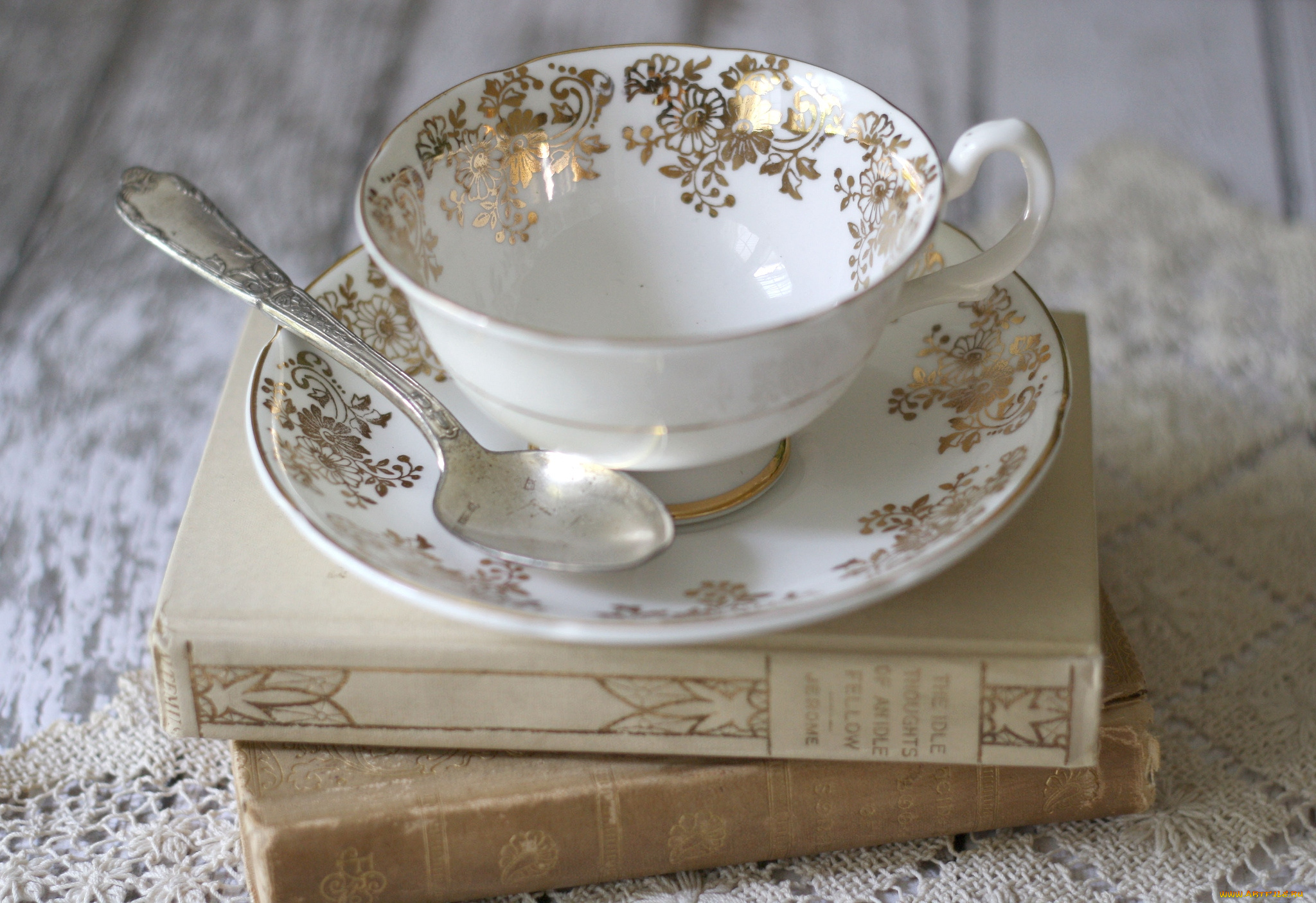 разное, посуда, столовые, приборы, кухонная, утварь, книги, чашка