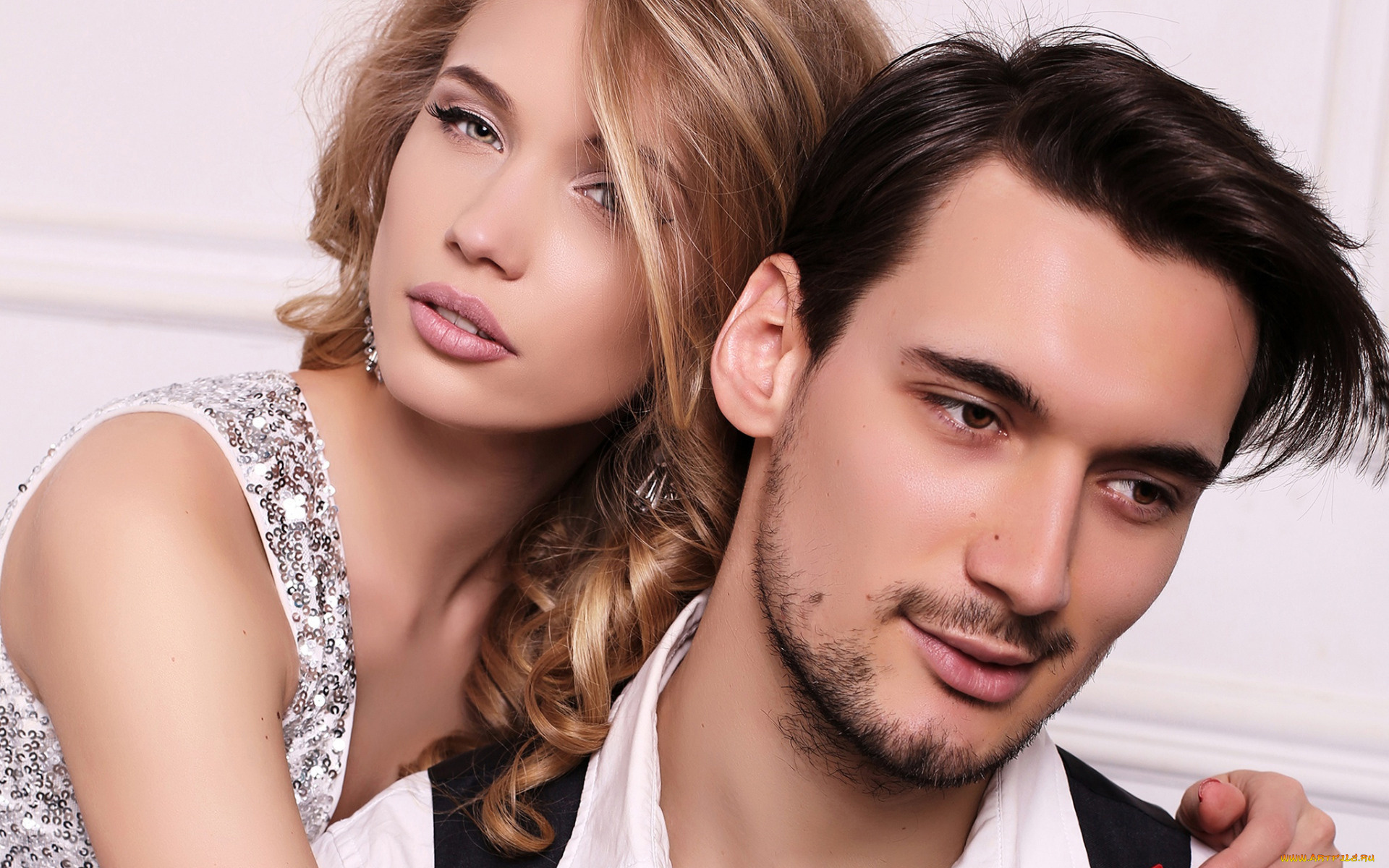 разное, мужчина, женщина, блондинка, локоны, брюнет, объятие