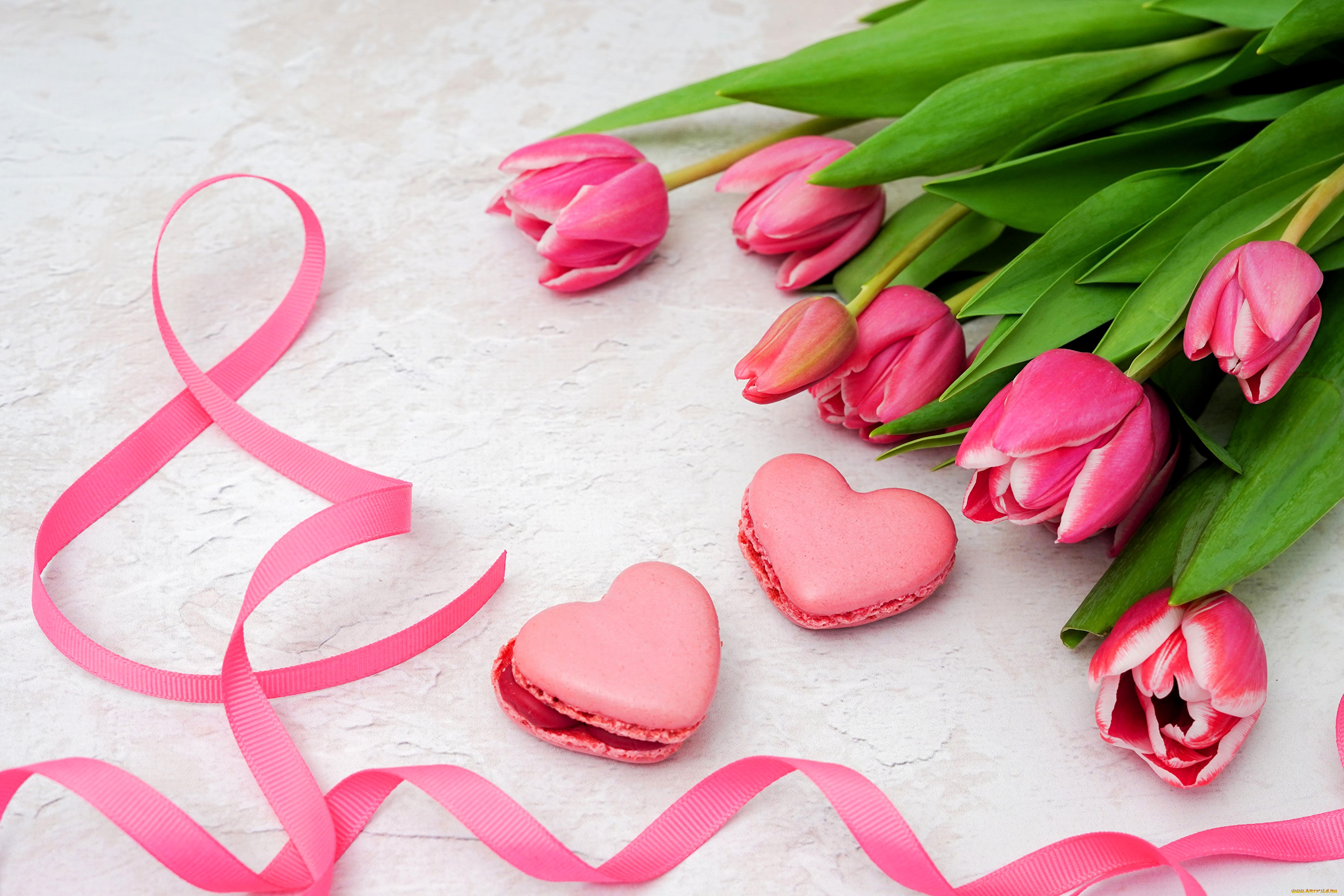 праздничные, международный, женский, день, -, 8, марта, лента, макаруны, букет, тюльпаны