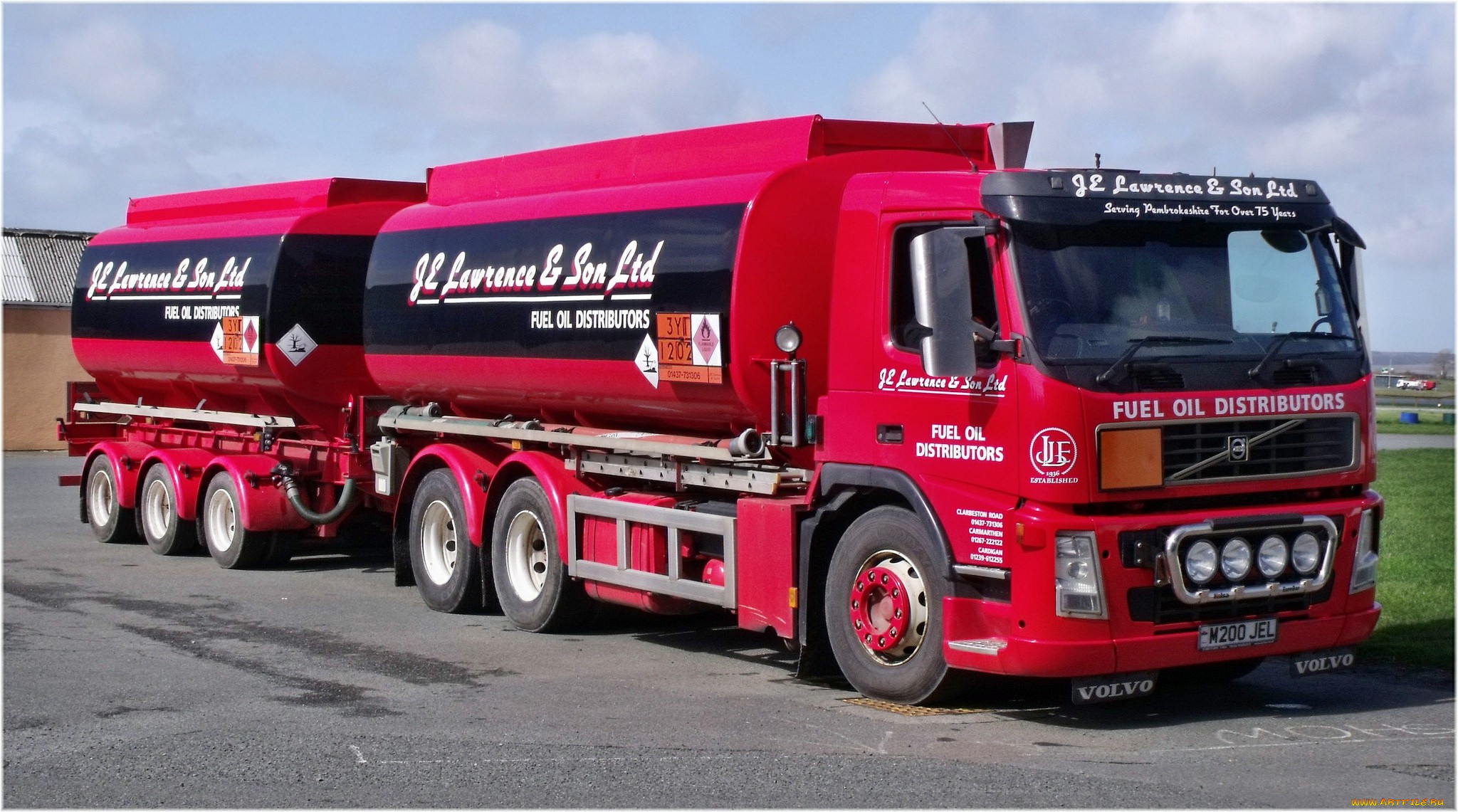 volvo, автомобили, volvo, trucks, , выставка, улица, тягач, контейнеровоз, грузовик