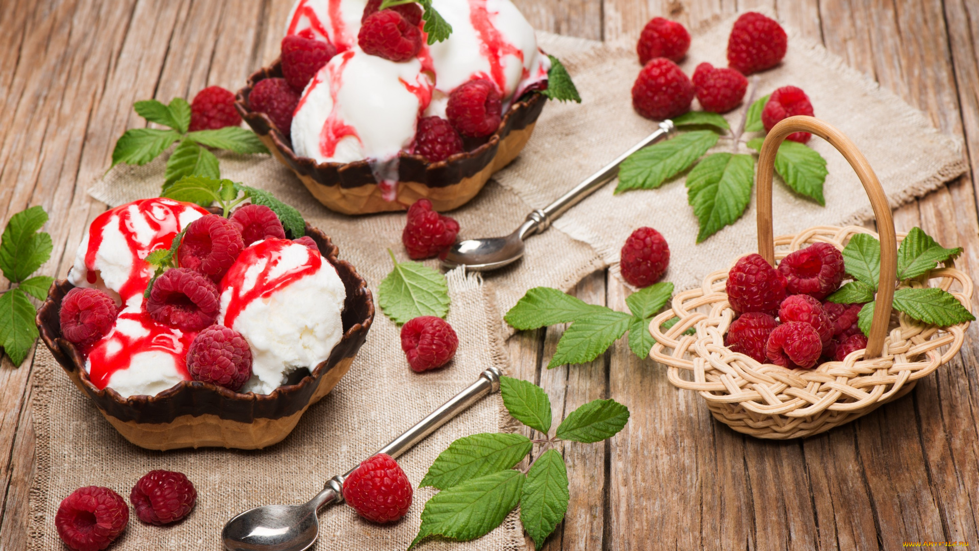 еда, мороженое, , десерты, ложки, листочки, малина, ягоды, десерт