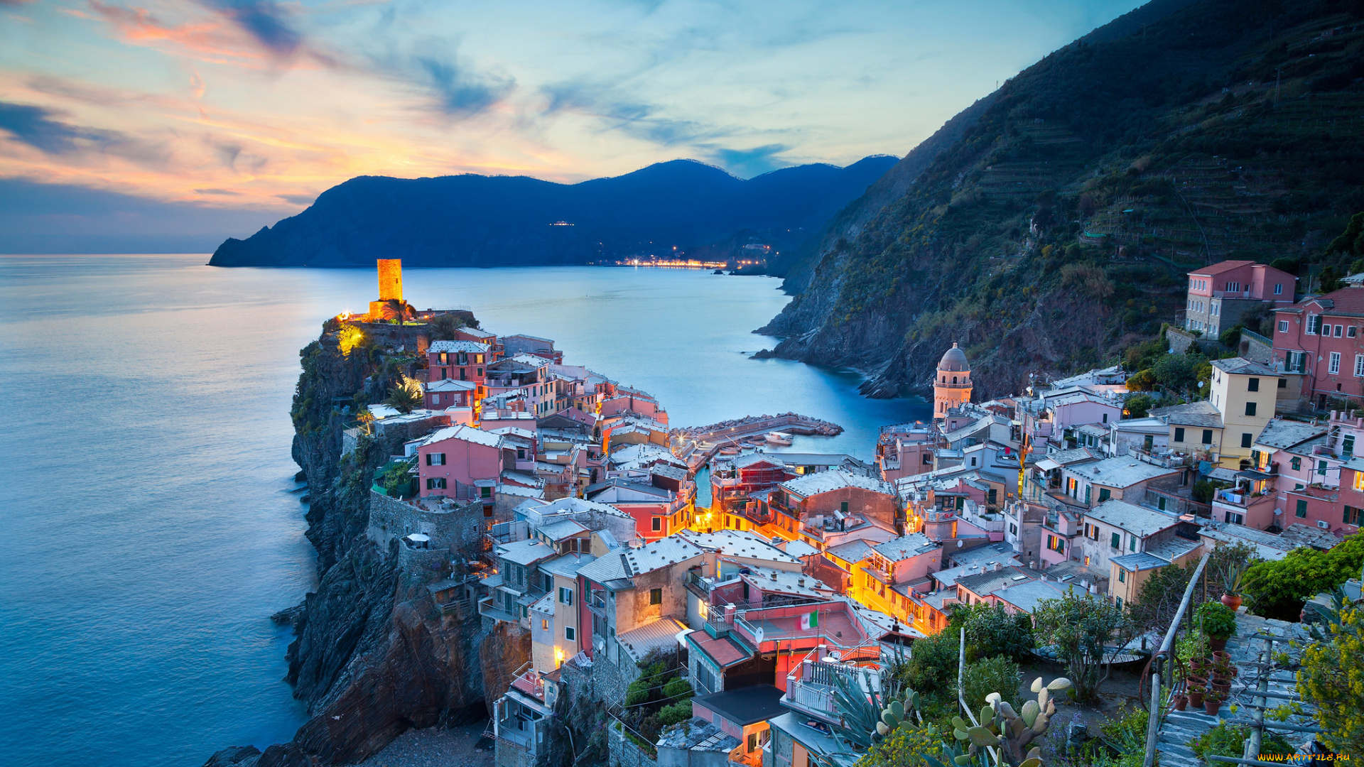 города, амальфийское, и, лигурийское, побережье, , италия, вернацца, море, Чинкве-терре, дома, скала, лигурийское, побережье, специя, горы, башня