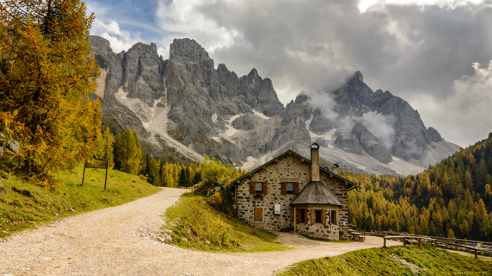 природа, горы, облака, небо, дом, развилка, дорога, деревья