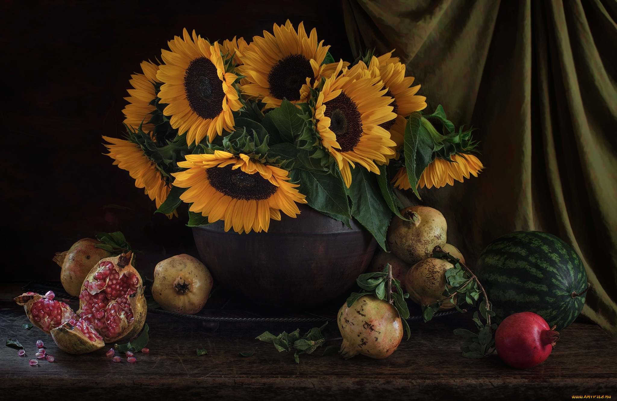 еда, натюрморт, подсолнухи, букет, гранаты