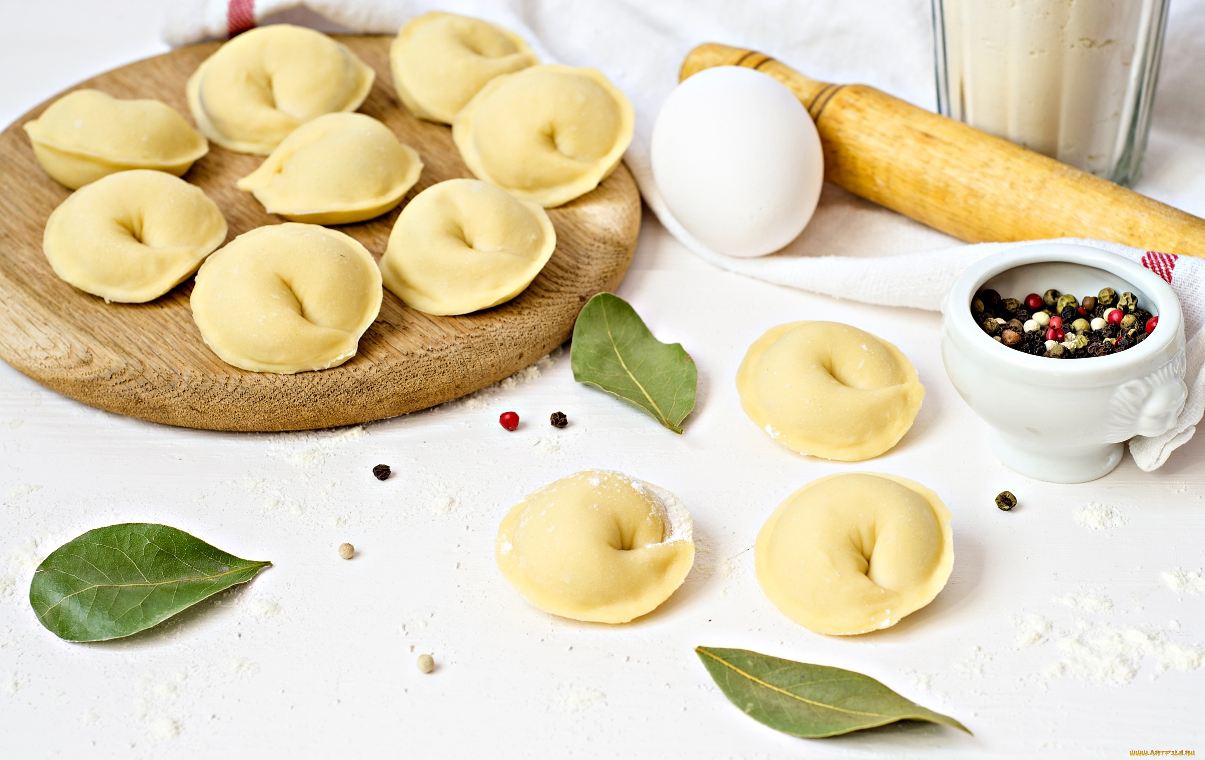 еда, пельмени, , манты, , вареники, специи, яйцо