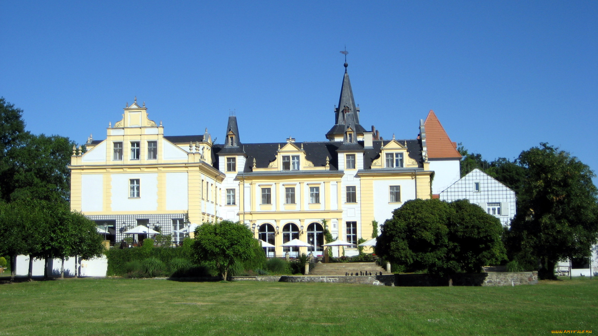 города, -, дворцы, , замки, , крепости, лужайка, деревья