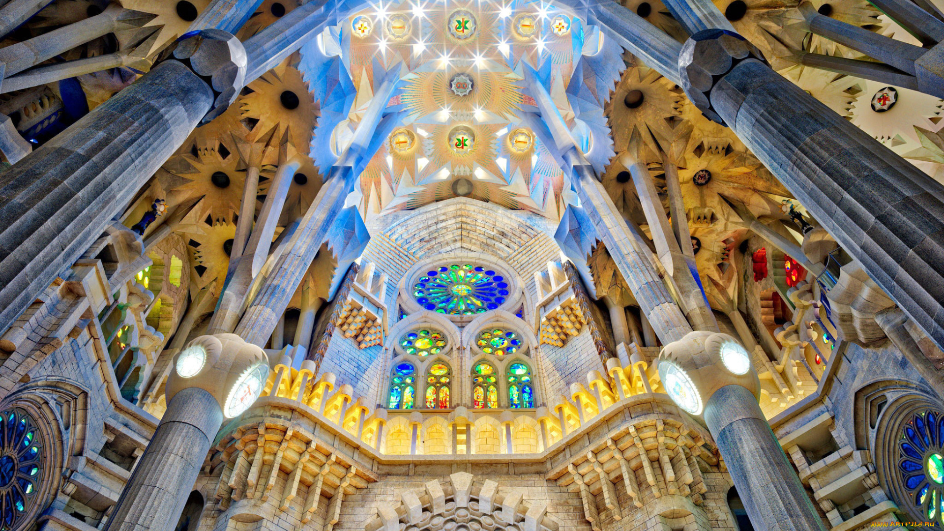 barcelona, sagrada, familia, интерьер, убранство, , роспись, храма, sagrada, familia