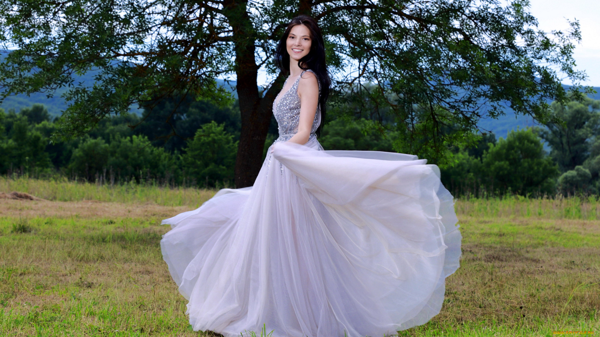 девушки, -, брюнетки, , шатенки, брюнетка, лужайка, улыбка, бальное, платье