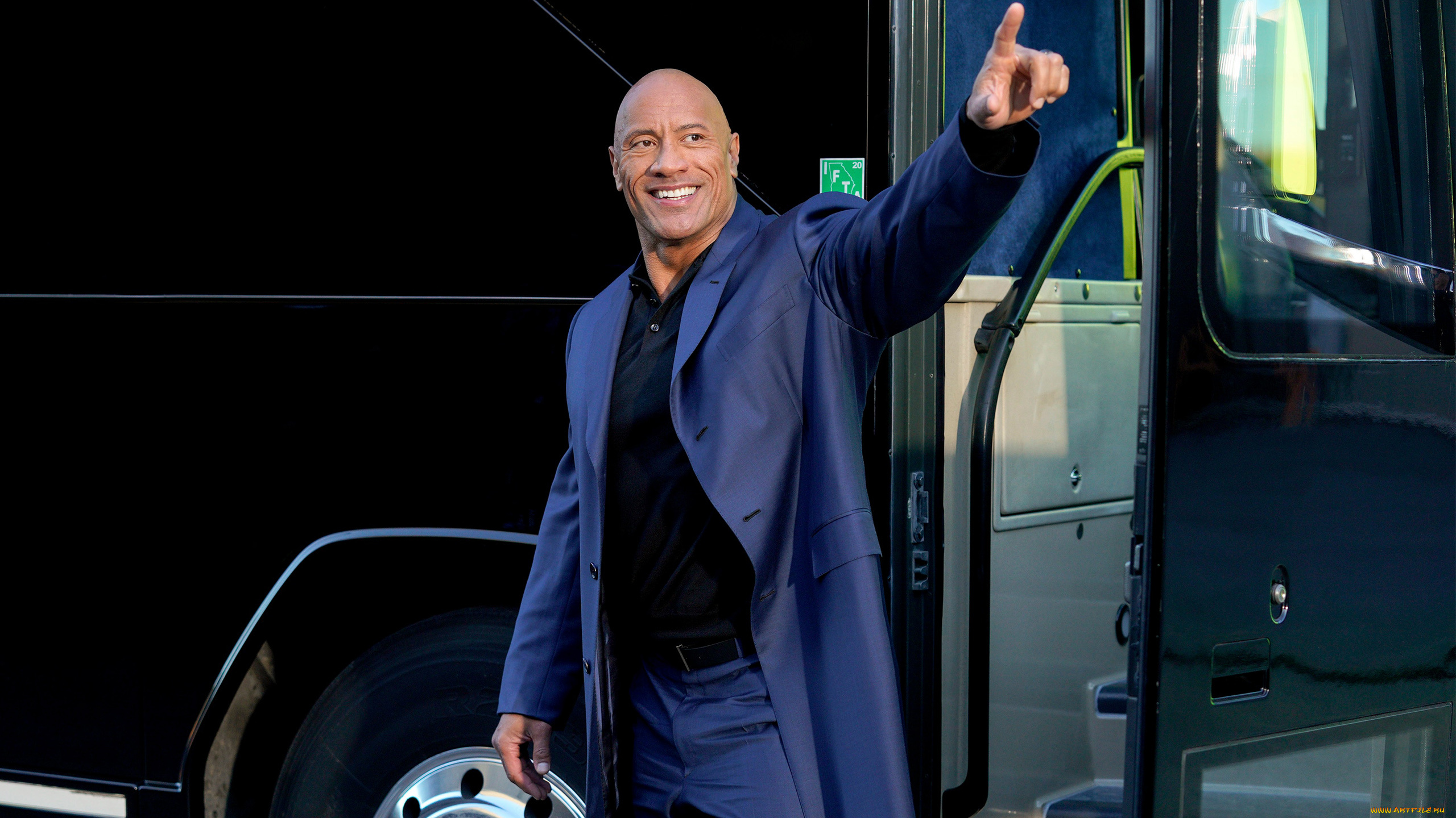 young, rock, , сериал, 2021, кино, фильмы, -unknown, , другое, молодой, скала, комедия, сериал, dwayne, johnson, young, rock, nbc, дуэйн, джонсон