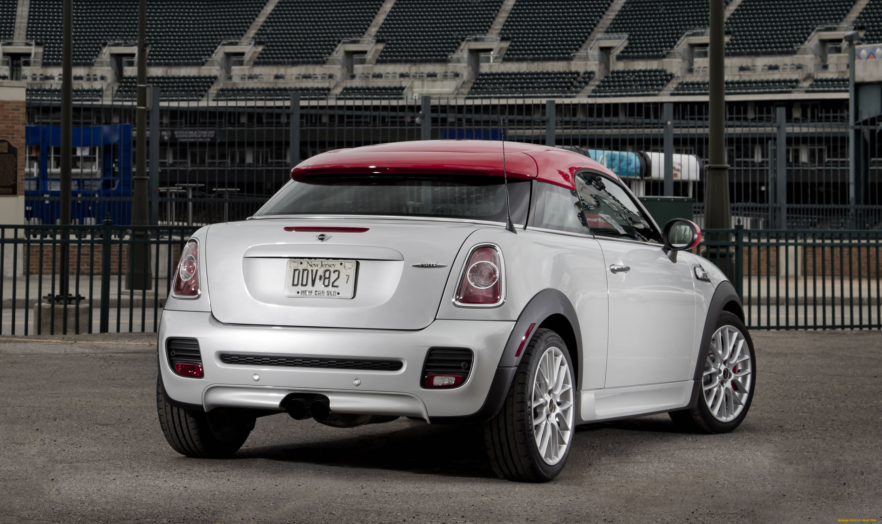 автомобили, mini