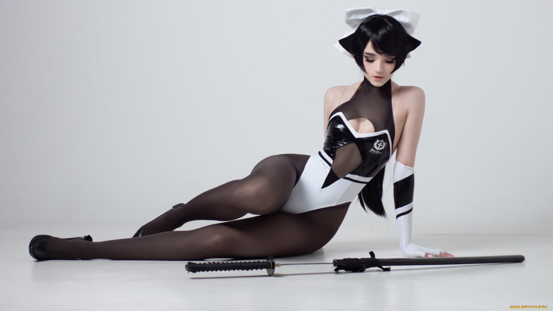 бестия, девушки, -, креатив, , косплей, девушка, женщина, брюнетка, темноволосая, сексуальная, модель, звезда, позирует, разная, обувь, верхняя, стильная, одежда, нижнее, эротическое, бельё, трусы, лифчик, колготки, чулки, аксессуары, макияж, и, множество, элементов, на, фотографии, candyball