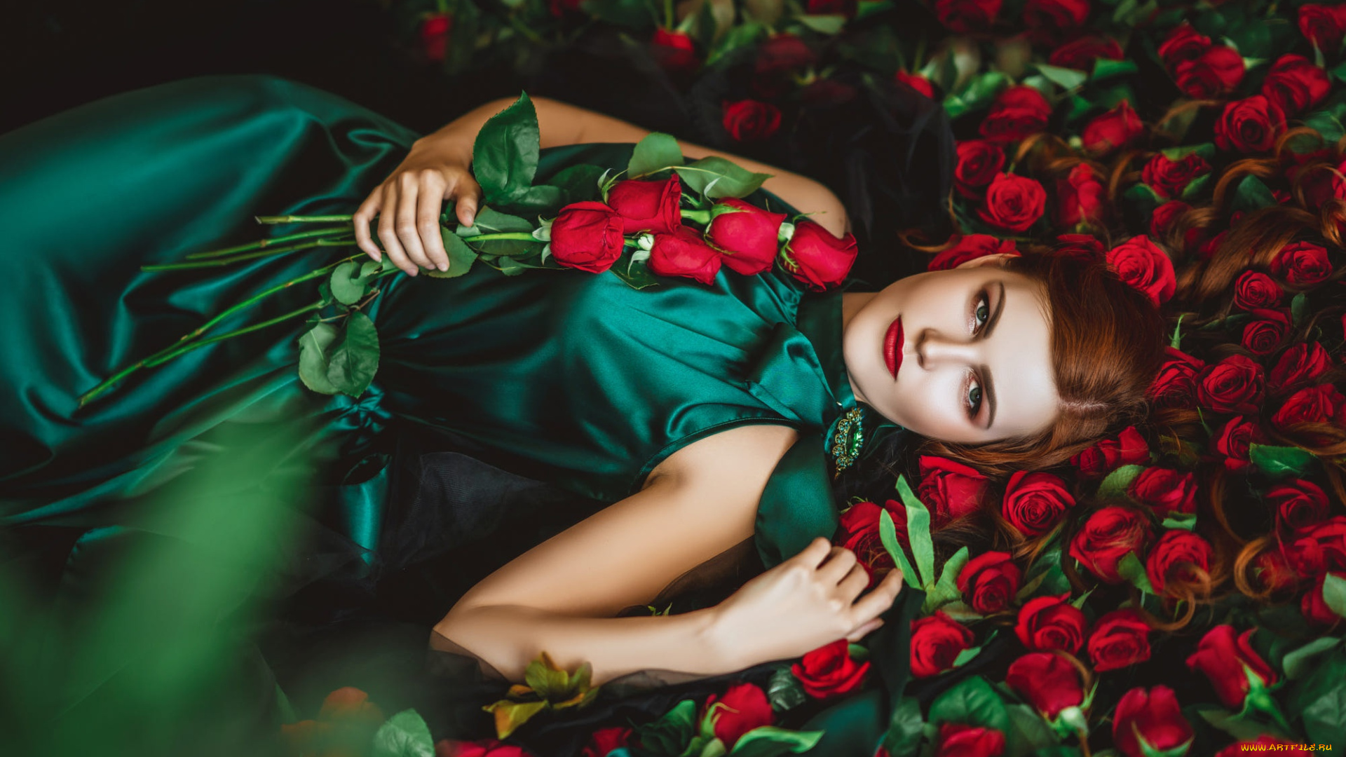 бестия, девушки, -, рыжеволосые, и, разноцветные, девушка, женщина, шатенка, темноволосая, сексуальная, модель, звезда, позирует, разная, обувь, верхняя, стильная, одежда, нижнее, эротическое, бельё, трусы, лифчик, колготки, чулки, аксессуары, макияж, и, множество, элементов, на, фотографии, диана, липкина