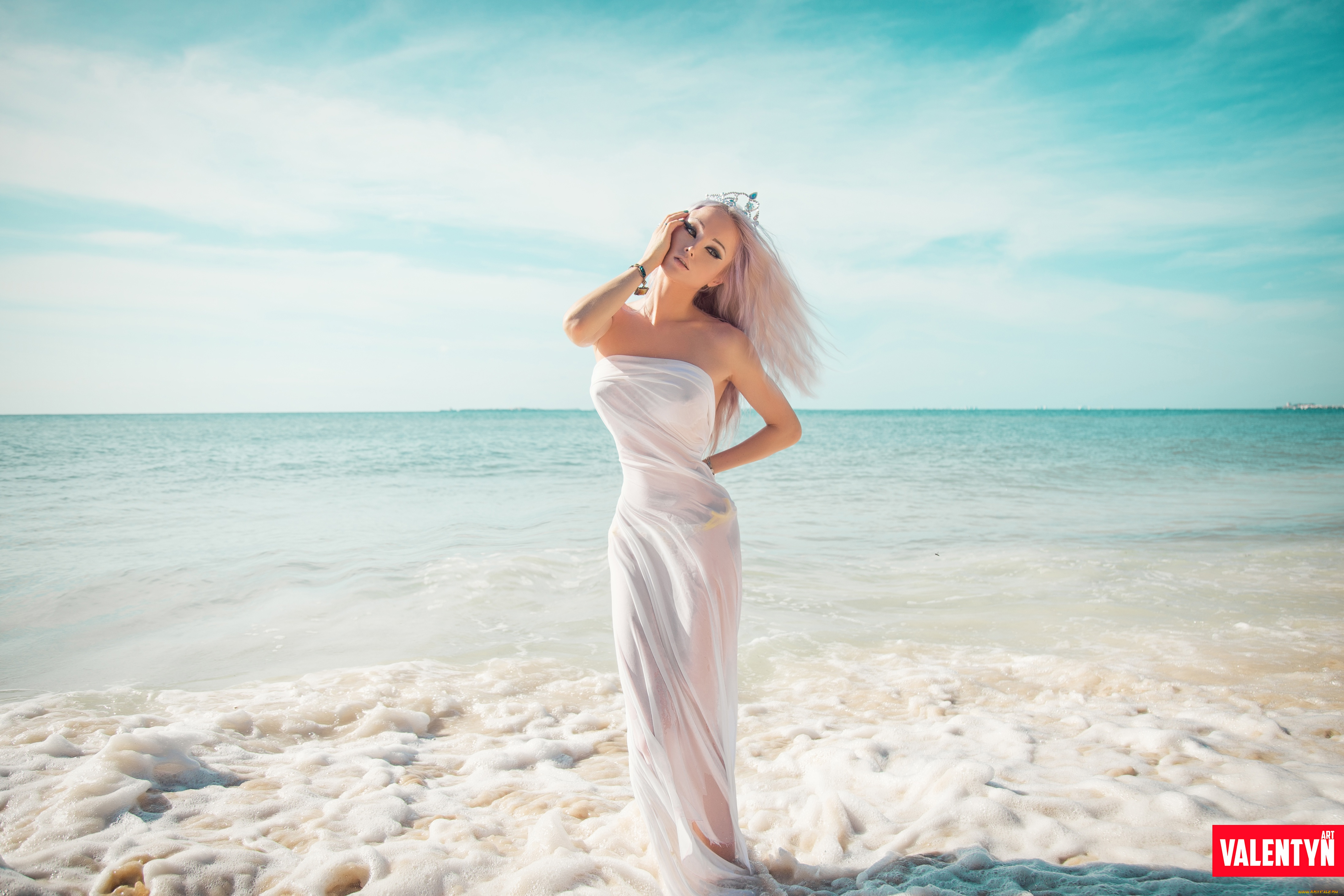 валерия, лукьянова, девушки, девушка, женщина, блондинка, светловолосая, сексуальная, модель, звезда, позирует, разная, обувь, верхняя, стильная, одежда, нижнее, эротическое, бельё, трусы, лифчик, колготки, чулки, аксессуары, макияж, и, множество, элементов, на, фотографии