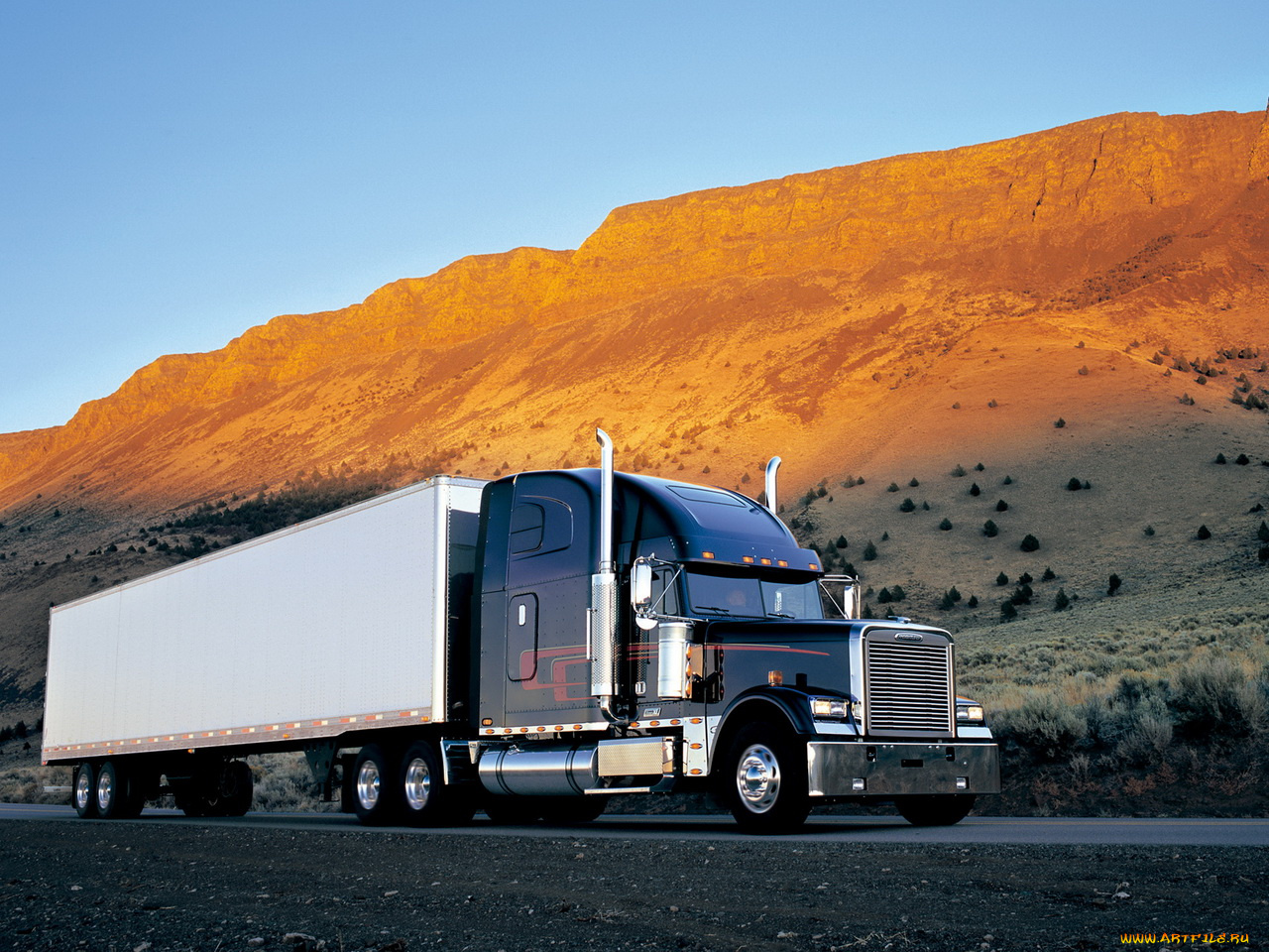 автомобили, freightliner